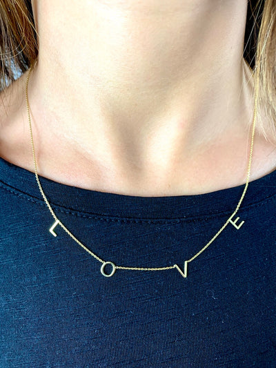 Ein Geschenk, dass nie verwelkt - funkelnder Schmuck zum Valentinstag