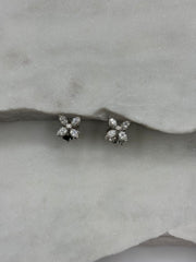 Shining Flower: Ohrstecker, 18 Karat, Diamanten