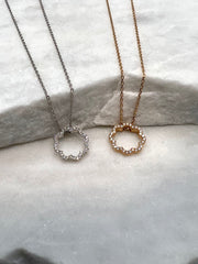 Anni: Halskette, Blume, 18 Karat, Diamanten