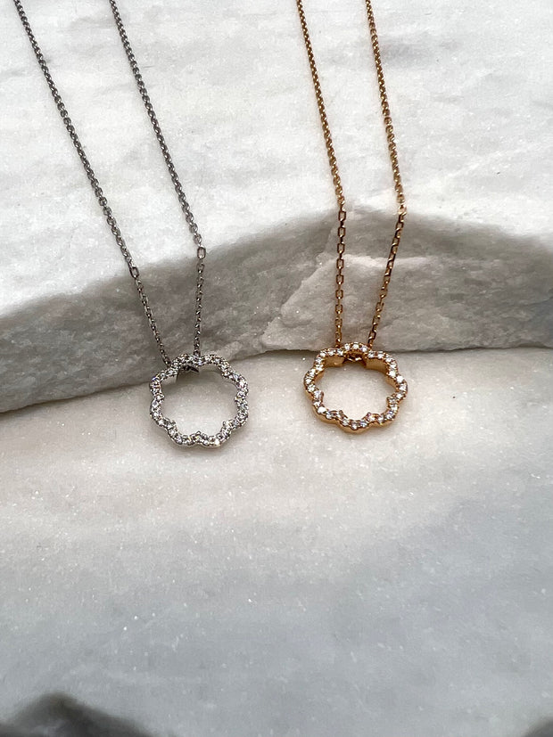 Anni: Halskette, Blume, 18 Karat, Diamanten