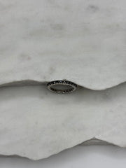 Black Memoire Ring: 18 Karat Gold, schwarze Diamanten