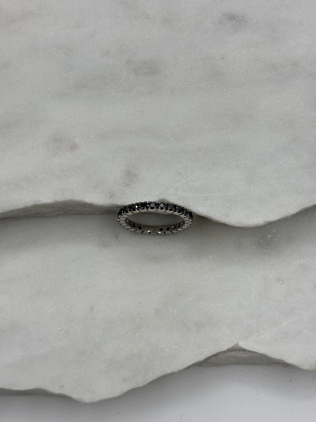 Black Memoire Ring: 18 Karat Gold, schwarze Diamanten