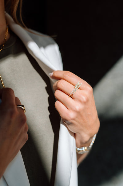 Paula: Ring, 18 Karat Gelbgold, Diamanten