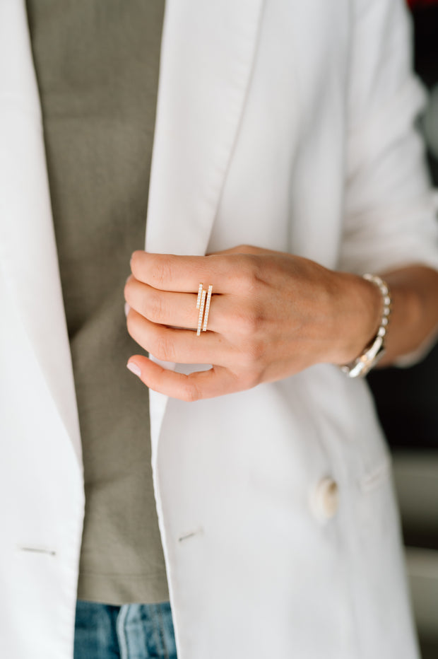 Paula: Ring, 18 Karat Gelbgold, Diamanten