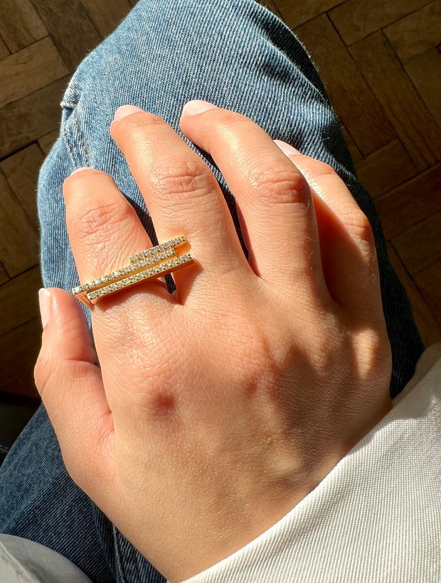Paula: Ring, 18 Karat Gelbgold, Diamanten