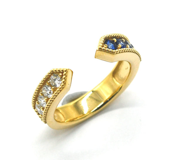 Twist: Ring, 18 Karat Gelbgold, Diamanten, Saphire